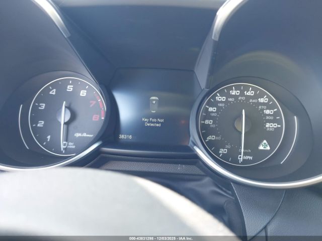 2017 ALFA ROMEO GIULIA ZARFAEAV8H7545385 Photo 6