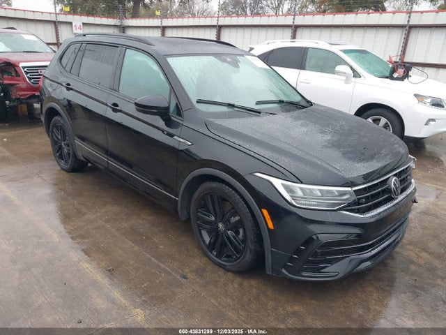 Продажа на аукционе авто 2022 Volkswagen Tiguan 2.0t Se R-line Black, vin: 3VVCB7AX6NM133766, номер лота: 43831299