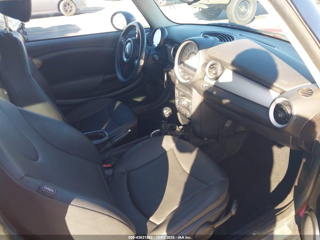 2012 MINI COOPER WMWSU3C57CT540922 Photo 4