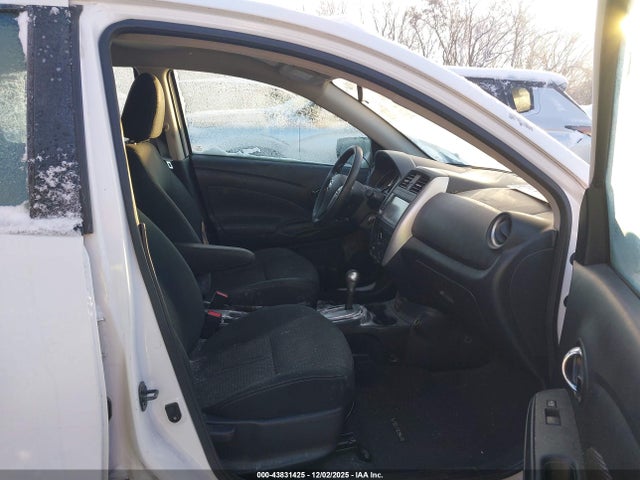 2019 NISSAN VERSA 3N1CN7AP0KL848973 Photo 4