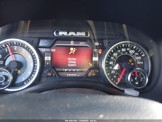 1C6RREJT6RN183768 RAM 1500 Laramie 4x2 5&#039;7 Box