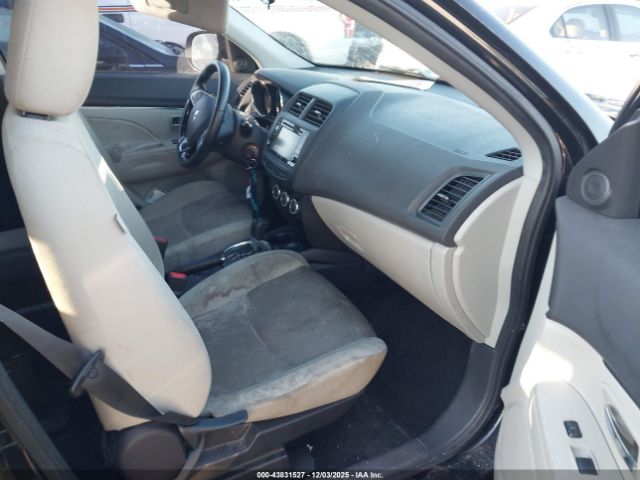 2017 MITSUBISHI OUTLANDER SPORT JA4AR3AU5HZ020551 Photo 4