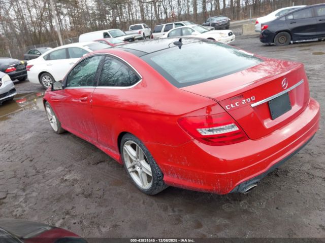 2015 MERCEDES-BENZ C 250 WDDGJ4HB0FG361114 Photo 2