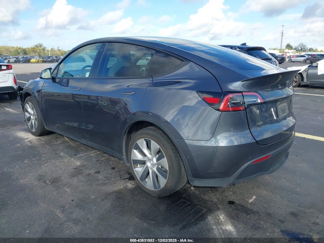 2022 TESLA MODEL Y 7SAYGDEE7NF374420 Photo 2