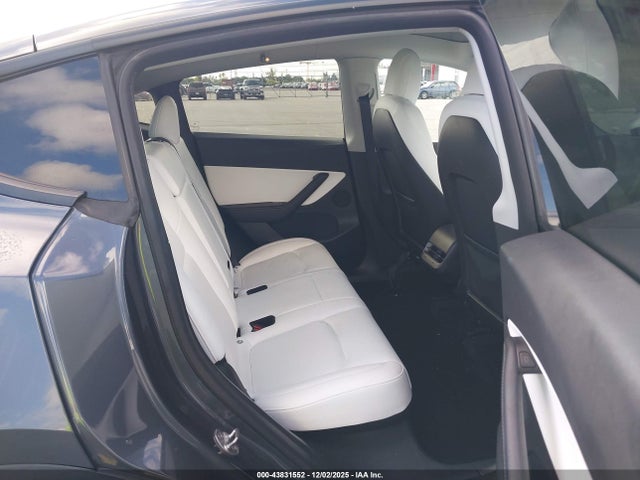 2022 TESLA MODEL Y 7SAYGDEE7NF374420 Photo 7