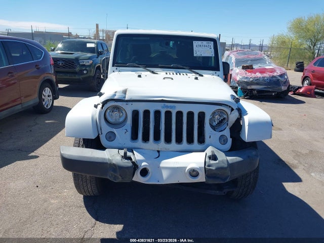 1C4BJWEG6GL251774 Jeep Wrangler Unlimited Sahara
