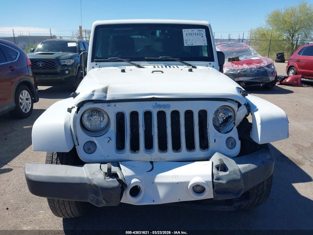 1C4BJWEG6GL251774 Jeep Wrangler Unlimited Sahara
