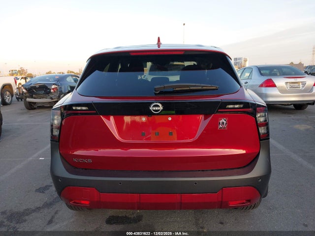 3N8AP6CA9SL393692 Nissan Kicks Sv Fwd