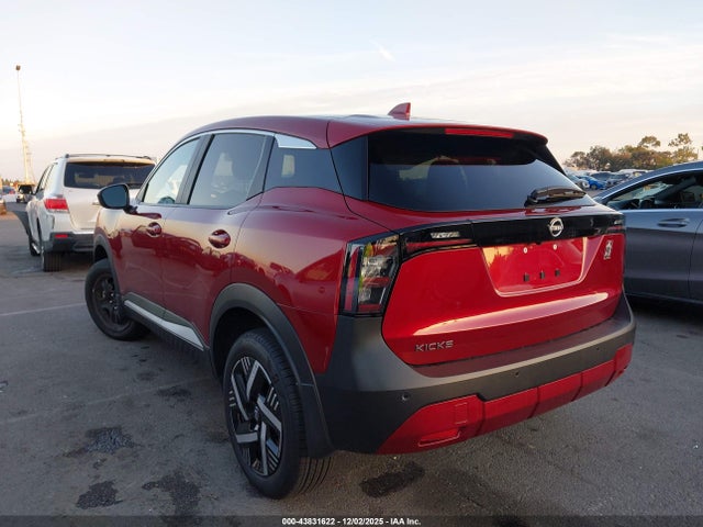 3N8AP6CA9SL393692 Nissan Kicks Sv Fwd
