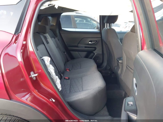3N8AP6CA9SL393692 Nissan Kicks Sv Fwd