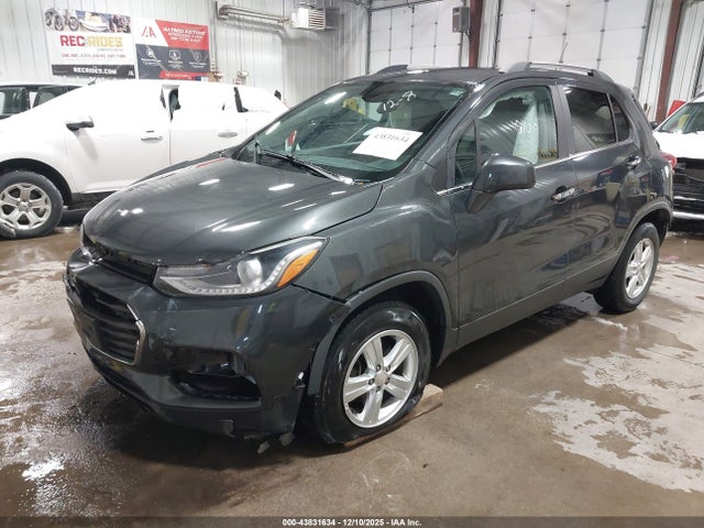 3GNCJPSB3HL160462 Chevrolet Trax Lt