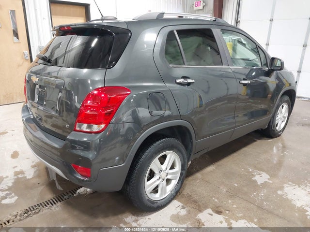 3GNCJPSB3HL160462 Chevrolet Trax Lt