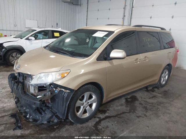 2012 TOYOTA SIENNA 5TDKK3DC3CS216709 Photo 1