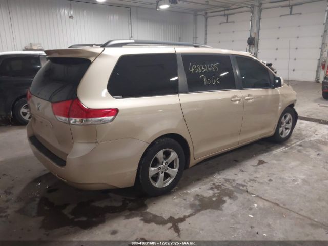 2012 TOYOTA SIENNA 5TDKK3DC3CS216709 Photo 3