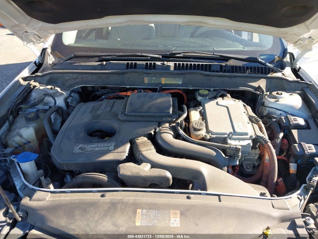 Ford Fusion Energi Titanium 2015 3FA6P0SU1FR225905 Image 10