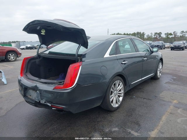 2018 CADILLAC XTS 2G61M5S37J9163560 Photo 3