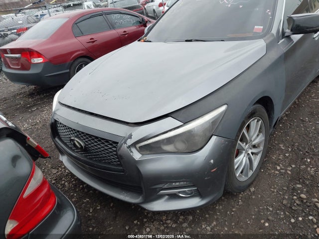 43831756 :رقم المزاد ، JN1BV7AR0FM401309 vin ، 2015 Infiniti Q50 Premium مزاد بيع