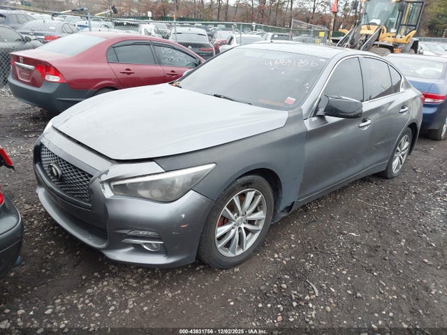 43831756 :رقم المزاد ، JN1BV7AR0FM401309 vin ، 2015 Infiniti Q50 Premium مزاد بيع
