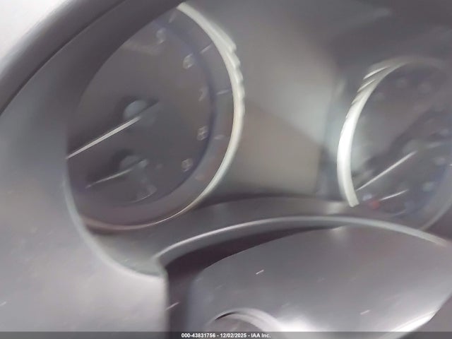 43831756 :رقم المزاد ، JN1BV7AR0FM401309 vin ، 2015 Infiniti Q50 Premium مزاد بيع