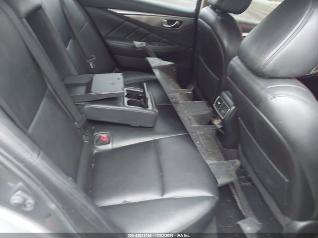 43831756 :رقم المزاد ، JN1BV7AR0FM401309 vin ، 2015 Infiniti Q50 Premium مزاد بيع