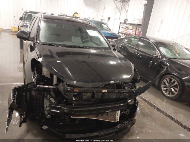 KM8SMDHF3HU255920 Hyundai Santa Fe Se