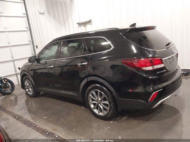 KM8SMDHF3HU255920 Hyundai Santa Fe Se
