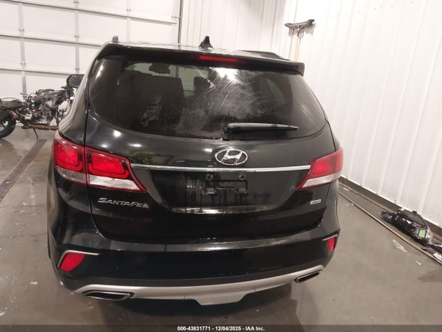KM8SMDHF3HU255920 Hyundai Santa Fe Se