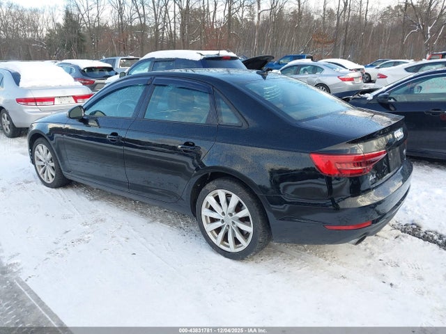 2017 AUDI A4 WAUANAF43HN025024 Photo 2