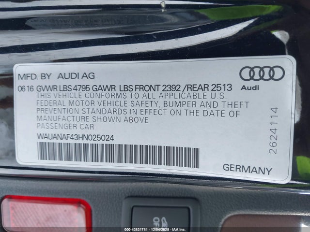 2017 AUDI A4 WAUANAF43HN025024 Photo 8