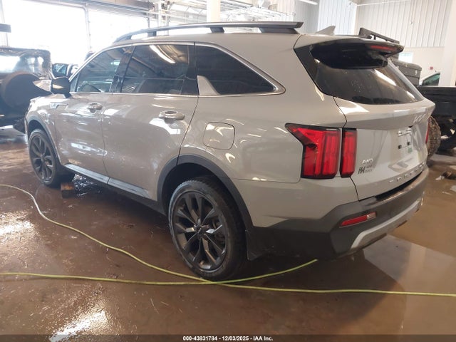 2022 KIA SORENTO 5XYRKDLF7NG102311 Photo 2