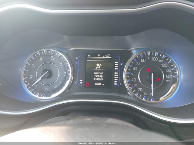 Chrysler 200 2015 1C3CCCAB8FN715551 Image 7