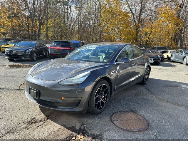 2018 TESLA MODEL 3 5YJ3E1EB1JF119497 Photo 1