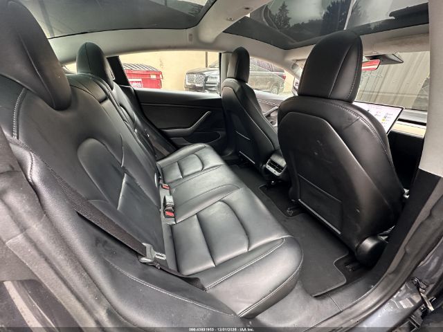 2018 TESLA MODEL 3 5YJ3E1EB1JF119497 Photo 7
