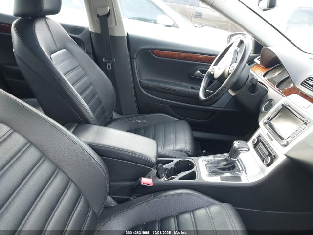 43831995 :رقم المزاد ، WVWHN7AN9BE733838 vin ، 2011 Volkswagen Cc Lux Limited مزاد بيع
