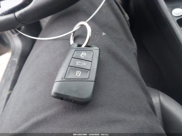 3VWE57BUXKM188863 Volkswagen Jetta 1.4t Sel