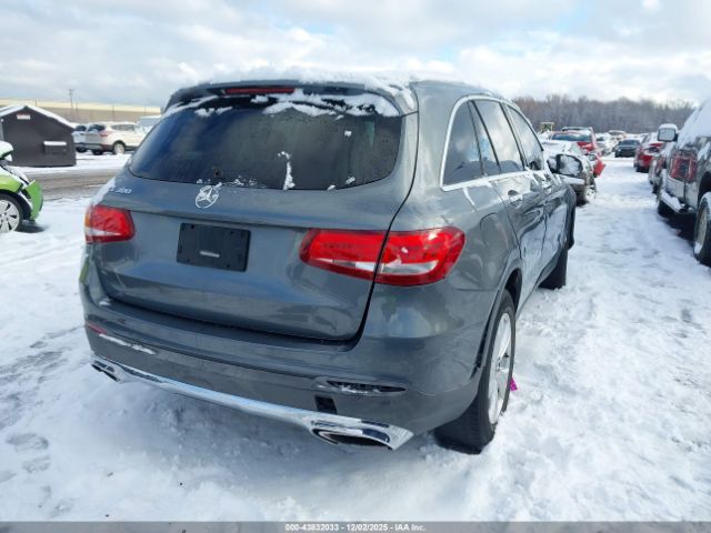 2017 MERCEDES-BENZ GLC 300 WDC0G4JB0HV004058 Photo 3