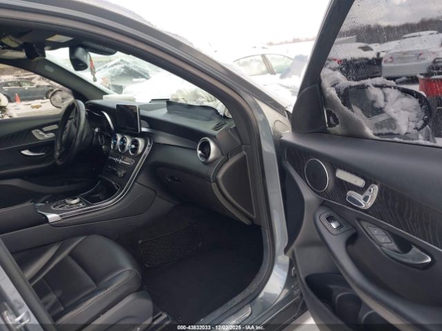 2017 MERCEDES-BENZ GLC 300 WDC0G4JB0HV004058 Photo 4