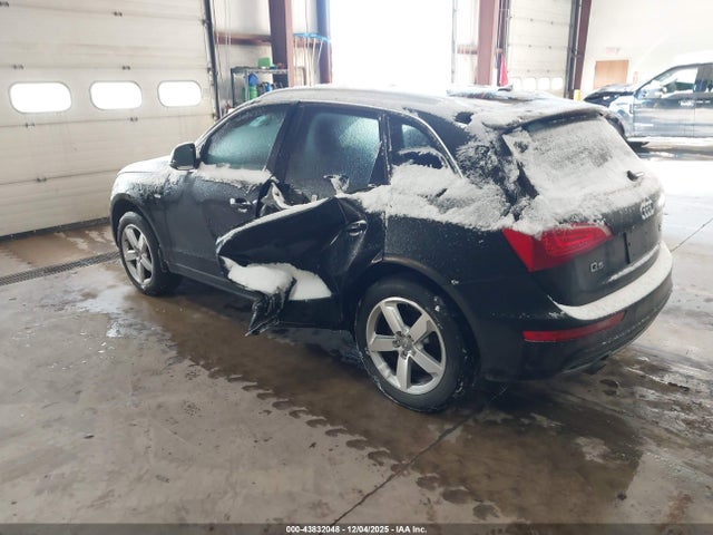 2011 AUDI Q5 WA1DKAFP5BA006826 Photo 2