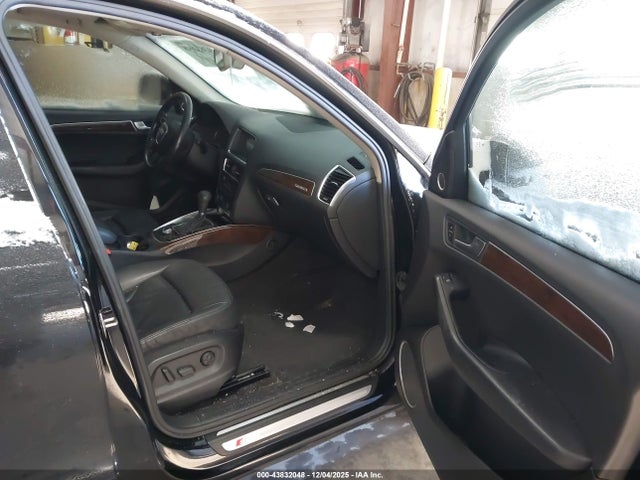 2011 AUDI Q5 WA1DKAFP5BA006826 Photo 4