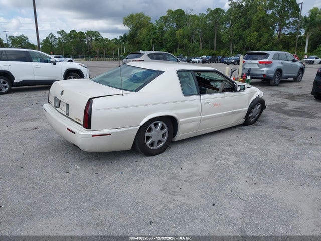 2000 CADILLAC ELDORADO 1G6ET129XYB700349 Photo 3