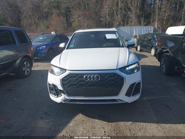 Aukcja sprzedaży 2023 Audi Q5 Premium Plus 45 Tfsi S Line Quattro, vin: WA1EAAFY1P2020739, numer aukcji: 43832096
