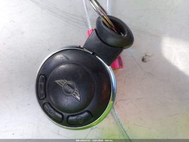 2011 MINI COOPER S COUNTRYMAN WMWZC3C5XBWM25617 Photo 10