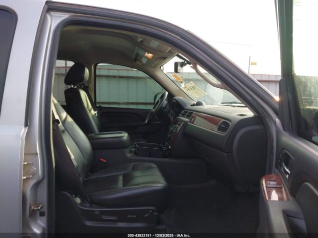 2012 CHEVROLET TAHOE 1GNSCBE07CR140140 Photo 4