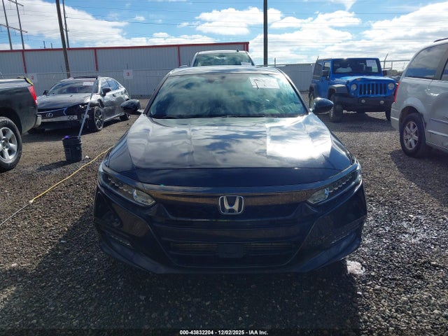43832204 :رقم المزاد ، 1HGCV1F31LA137423 vin ، 2020 Honda Accord Sport مزاد بيع