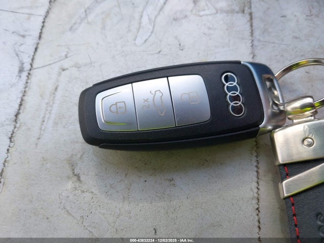 2025 AUDI Q4 E-TRON WA1LUBFZ4SP065831 Photo 10