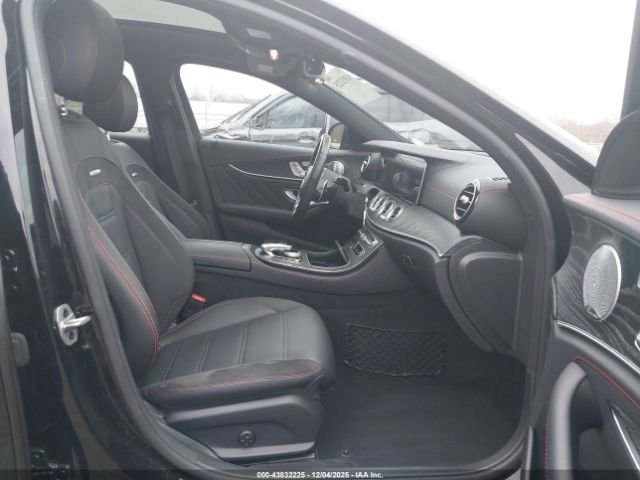 2019 MERCEDES-BENZ AMG E 53 WDDZF6BB6KA627022 Photo 4