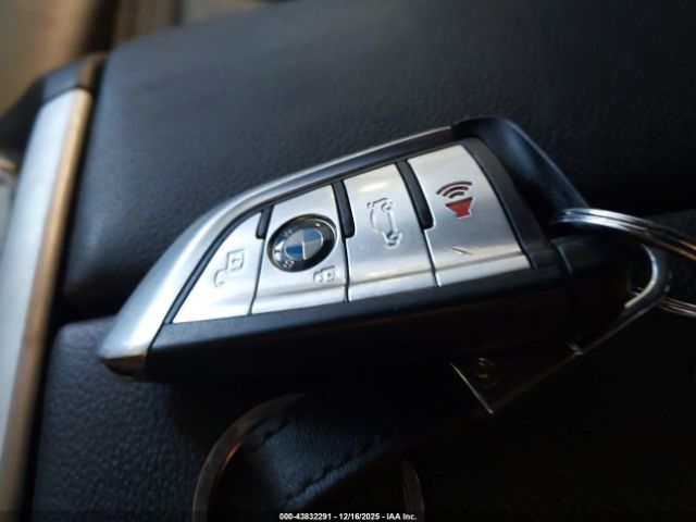 2019 BMW X5 5UXCR6C57KLL02303 Photo 10