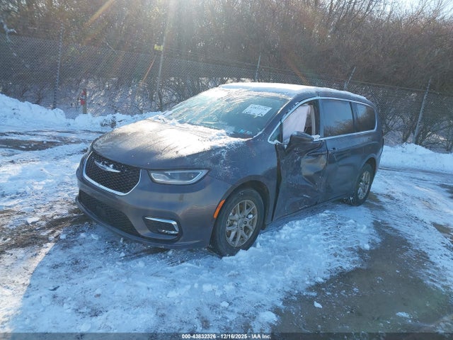 Aukcja sprzedaży 2023 Chrysler Pacifica Touring L, vin: 2C4RC1BG1PR532856, numer aukcji: 43832326