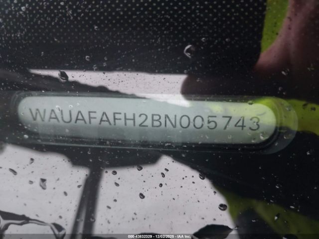 2011 AUDI A5 WAUAFAFH2BN005743 Photo 8