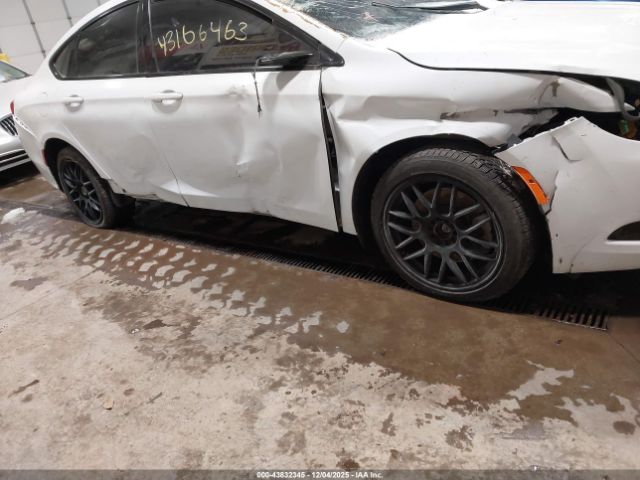 2016 CHRYSLER 200 1C3CCCDG8GN139632 Photo 5